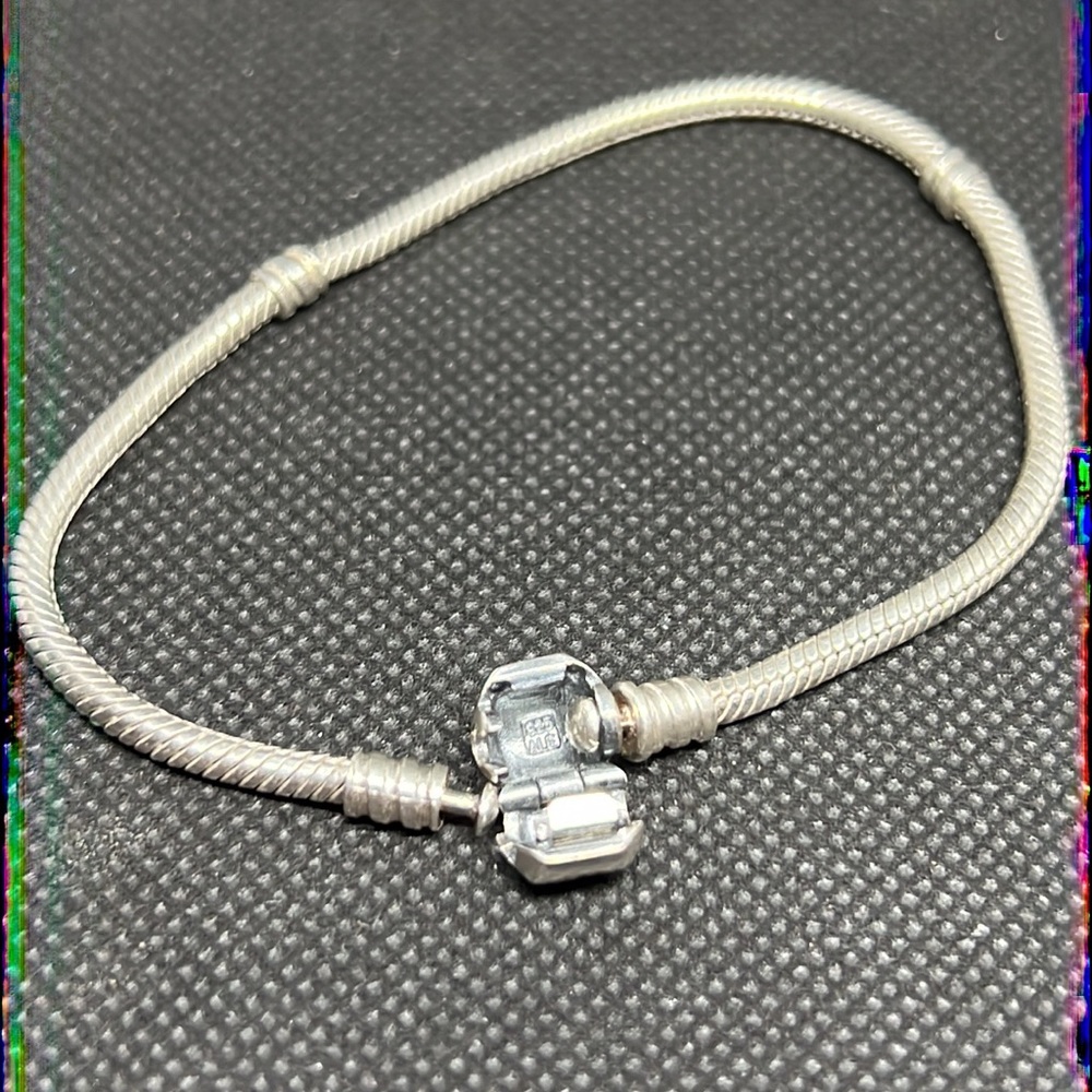Pandora bracelets - Picture 3 of 4